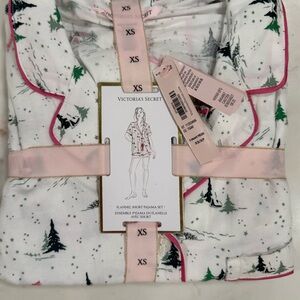 Victoria's Secret Pajama Set- Whimsy Garden NWT